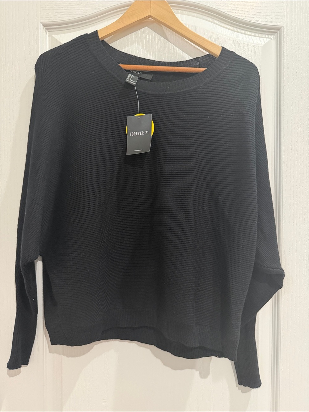 Forever 21  Black Ribbed Crewneck Sweater NWT Size S